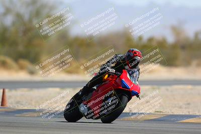 media/Mar-21-2022-Moto Forza (Mon) [[4127b7cc51]]/B Group/Session 3/Turn 2/